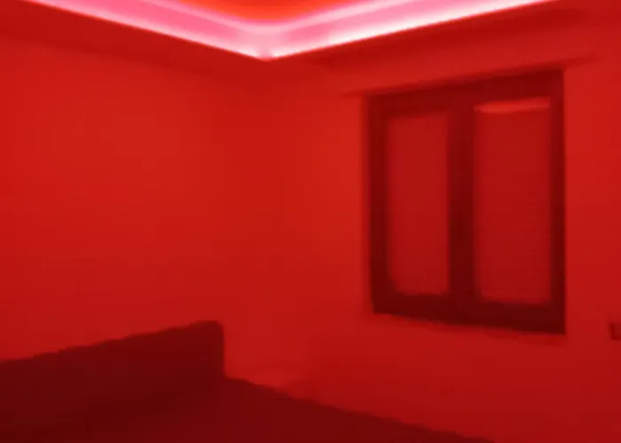 Chromotherapy Flat